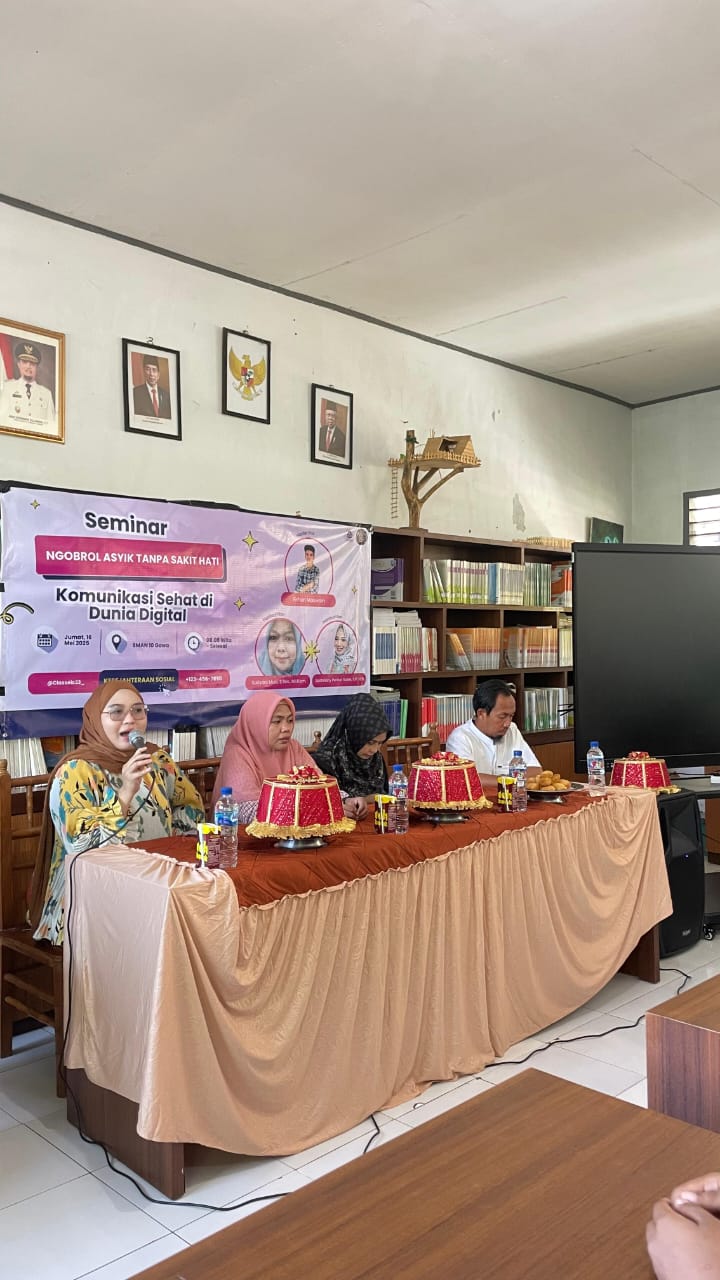 *Mahasiswa Kesejahteraan Sosial UIN Alauddin Gelar Seminar Edukasi Digital di SMAN 10 Gowa*