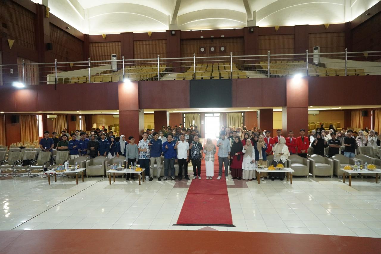 Gambar Buka Sisfofest 2025, WD III FST UIN Alauddin: Kompetisi Bukan Sekadar Ajang Bertarung