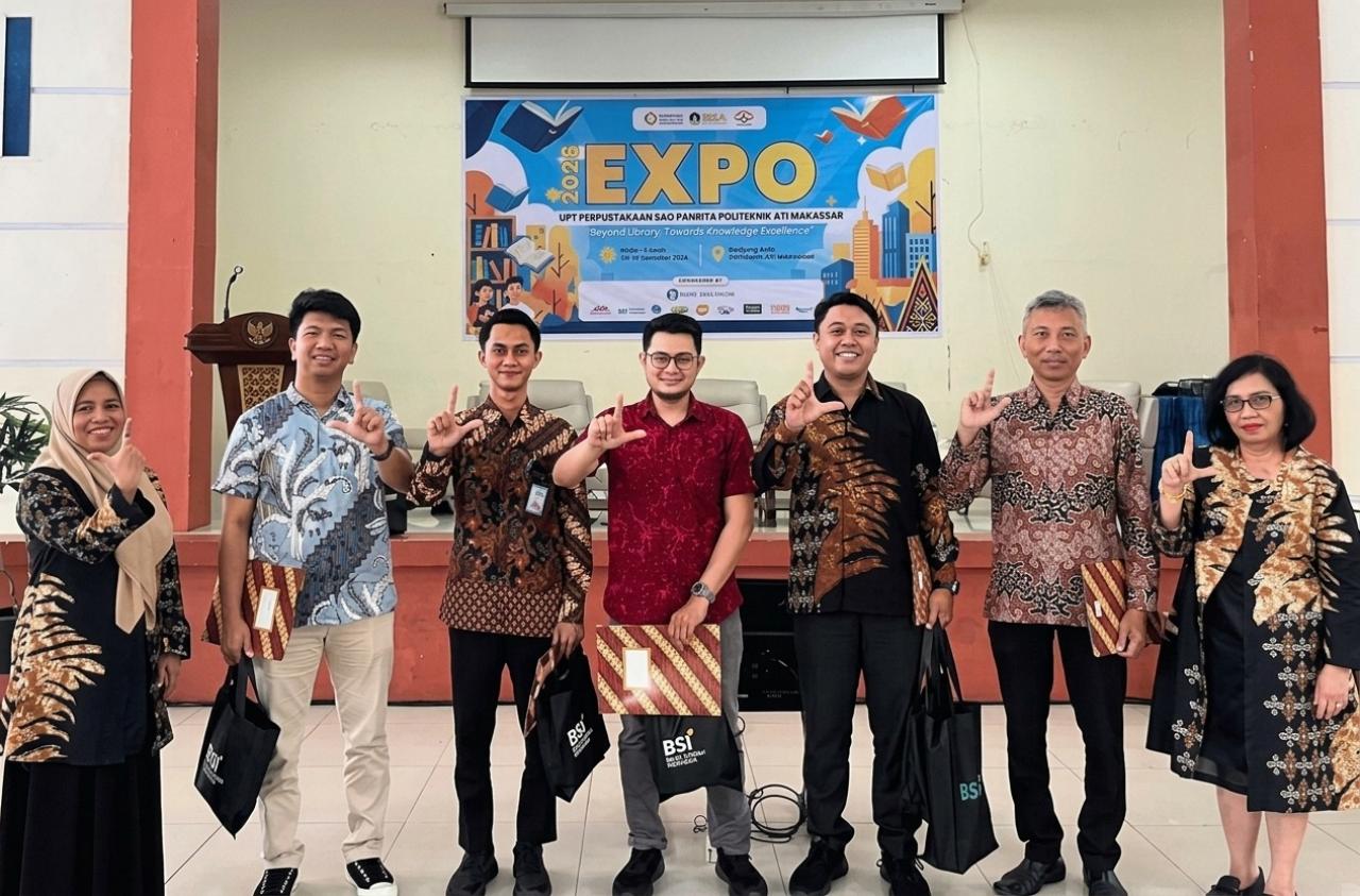 Gambar Dosen Ilmu Perpustakaan UIN Alauddin Bedah Buku Media Baru di Politeknik ATI Makassar