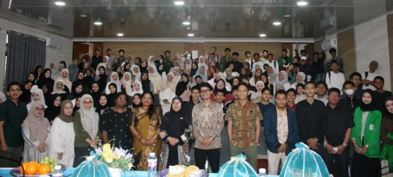Gambar Hadirkan Akademisi India, Prodi HI UIN Alauddin Gelar Visiting Lecture Bahas Tata Kelola AI dan HAM