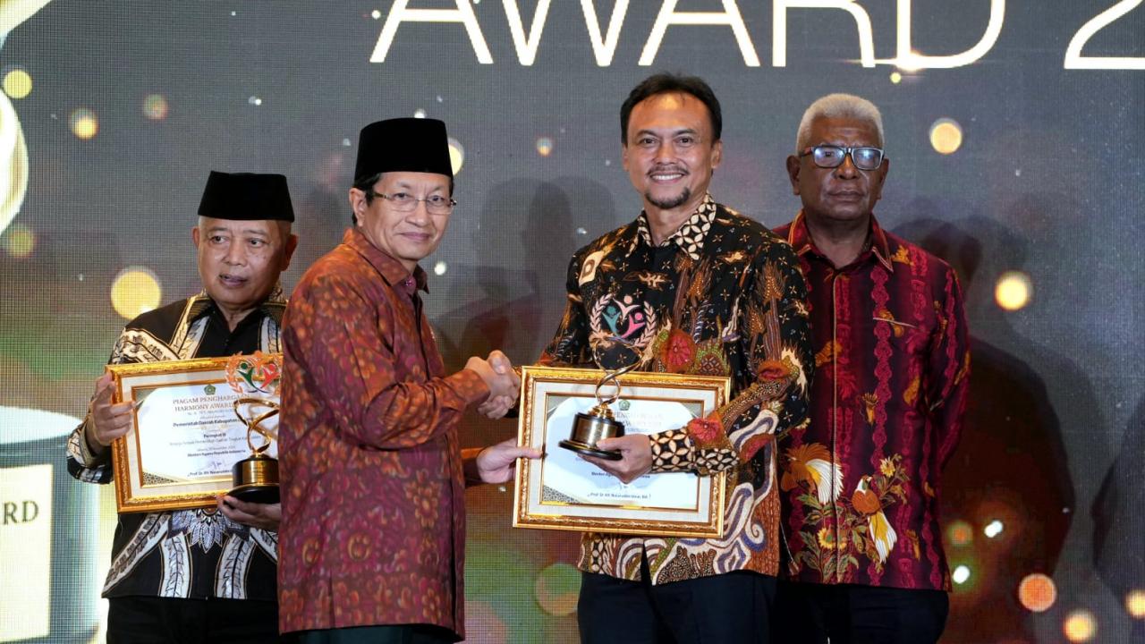 Gambar Kemenag Anugerahkan Harmony Award 2025, Apresiasi Daerah dan FKUB Terbaik Jaga Kerukunan