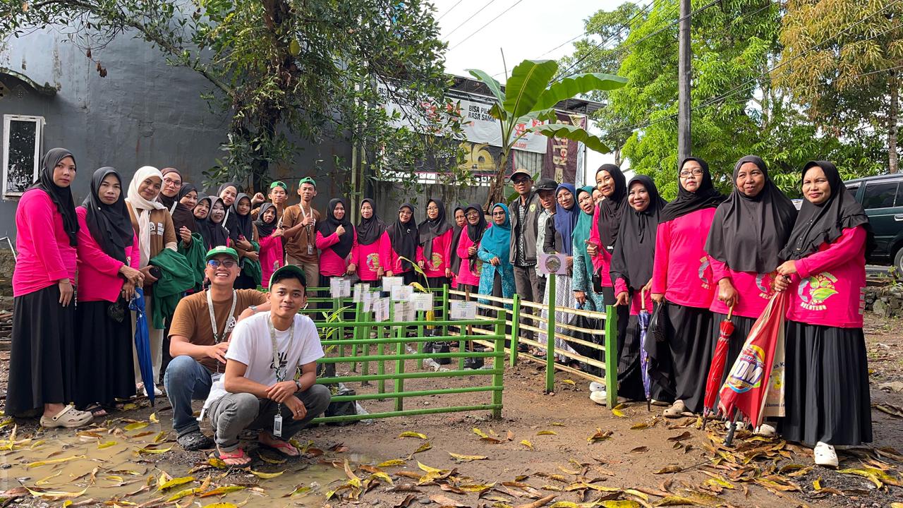 Gambar KKN UIN Alauddin dan KWT Kembangkan TOGA, Dorong Kesehatan Mandiri Warga Dusun Ele