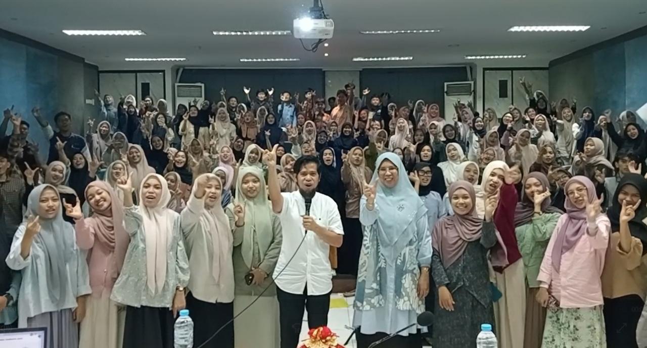 Gambar Pembekalan PBL I, Prodi Kesehatan Masyarakat Hadirkan Kepala Puskesmas Pundata Baji
