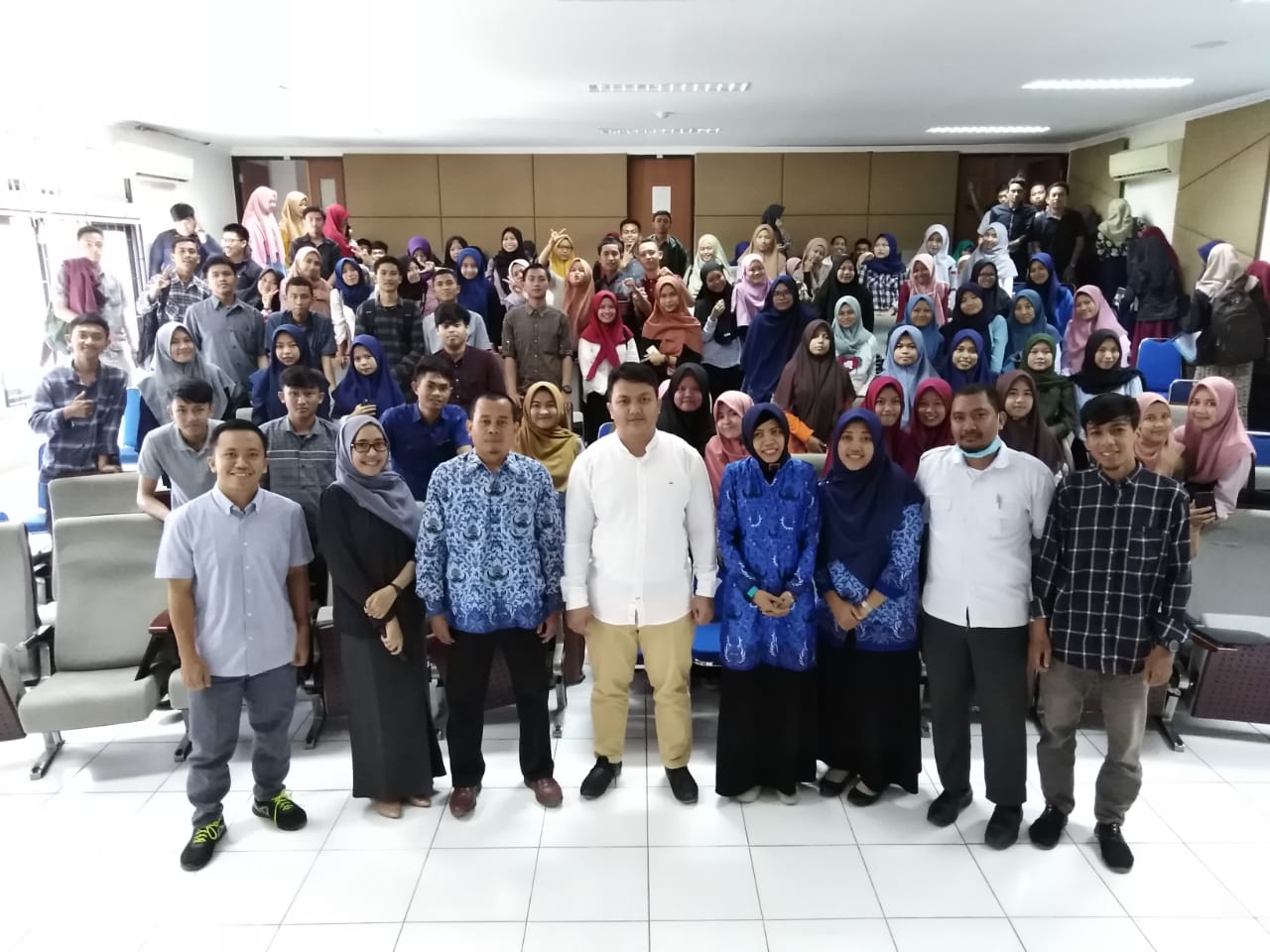 Gambar Bahas Politik dan Kebijakan Maritim Indonesia, Lab Ipol Hadirkan Peneliti LIPI