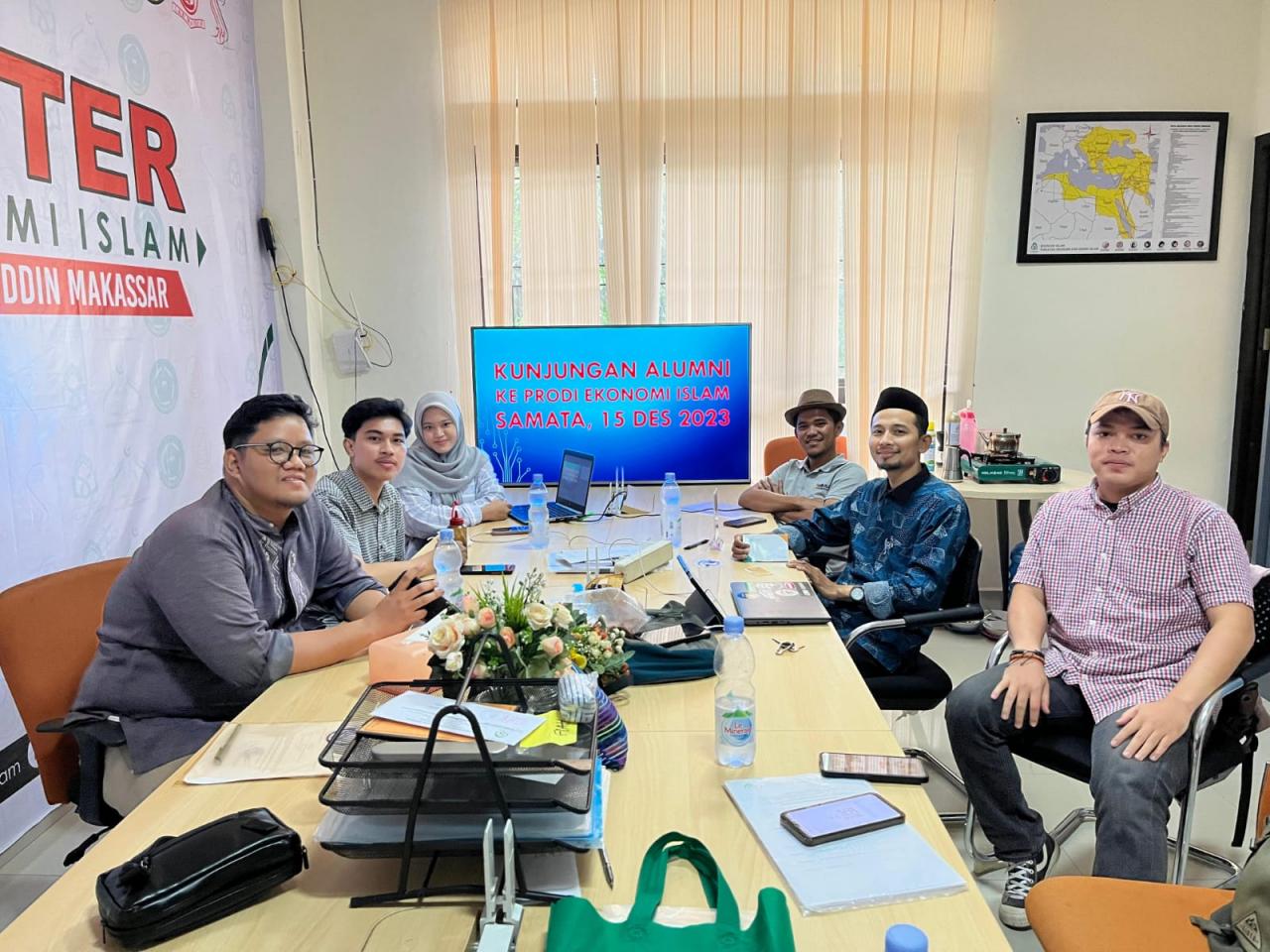Gambar Alumni dan Pimpinan Ekonomi Islam Bahas Eksistensi Prodi