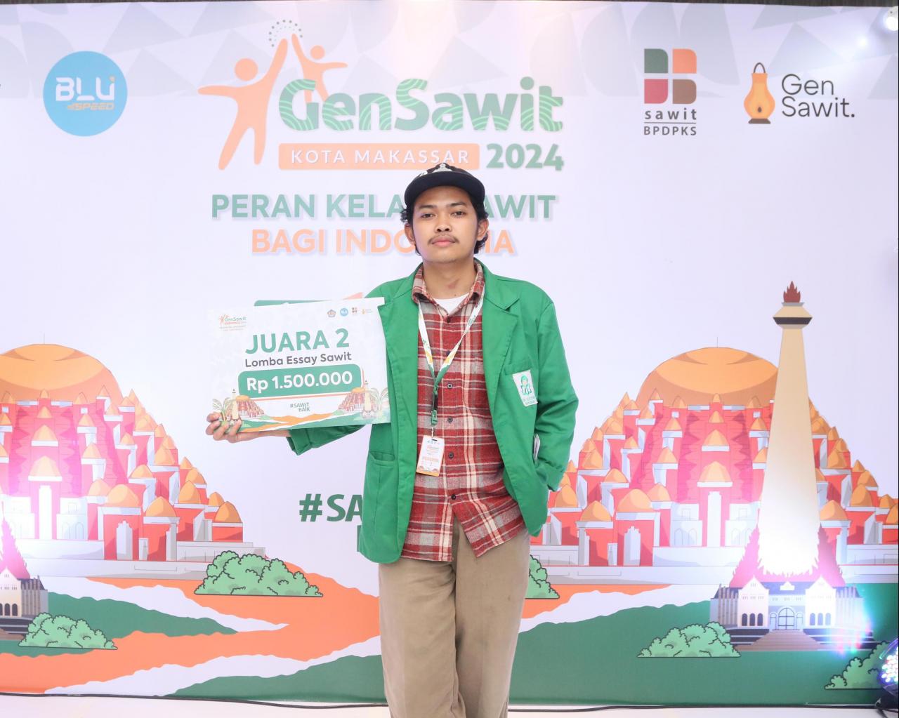 Bahas Peran Kelapa Sawit Bagi Indonesia, Antarkan Ketua HMJ Ilmu Falak Raih Juara 2 Lomba Essay