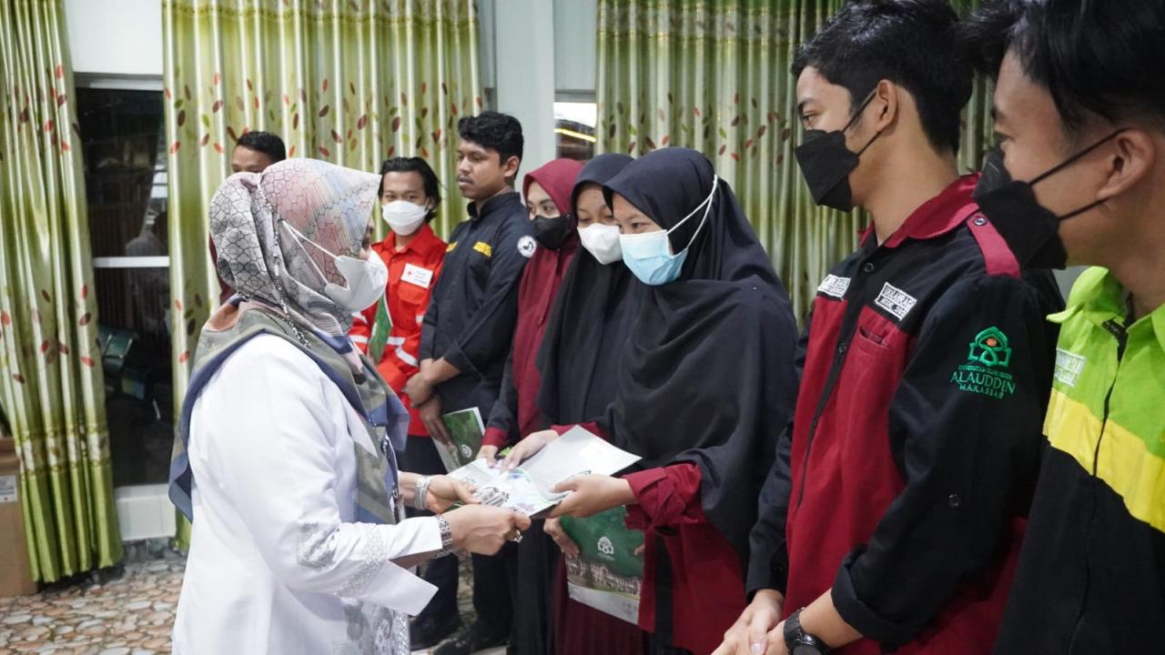 Gambar Bidang Kemahasiswaan UIN Alauddin Apresiasi dan Beri Penghargaan Fungsionaris LK Tingkat Universitas