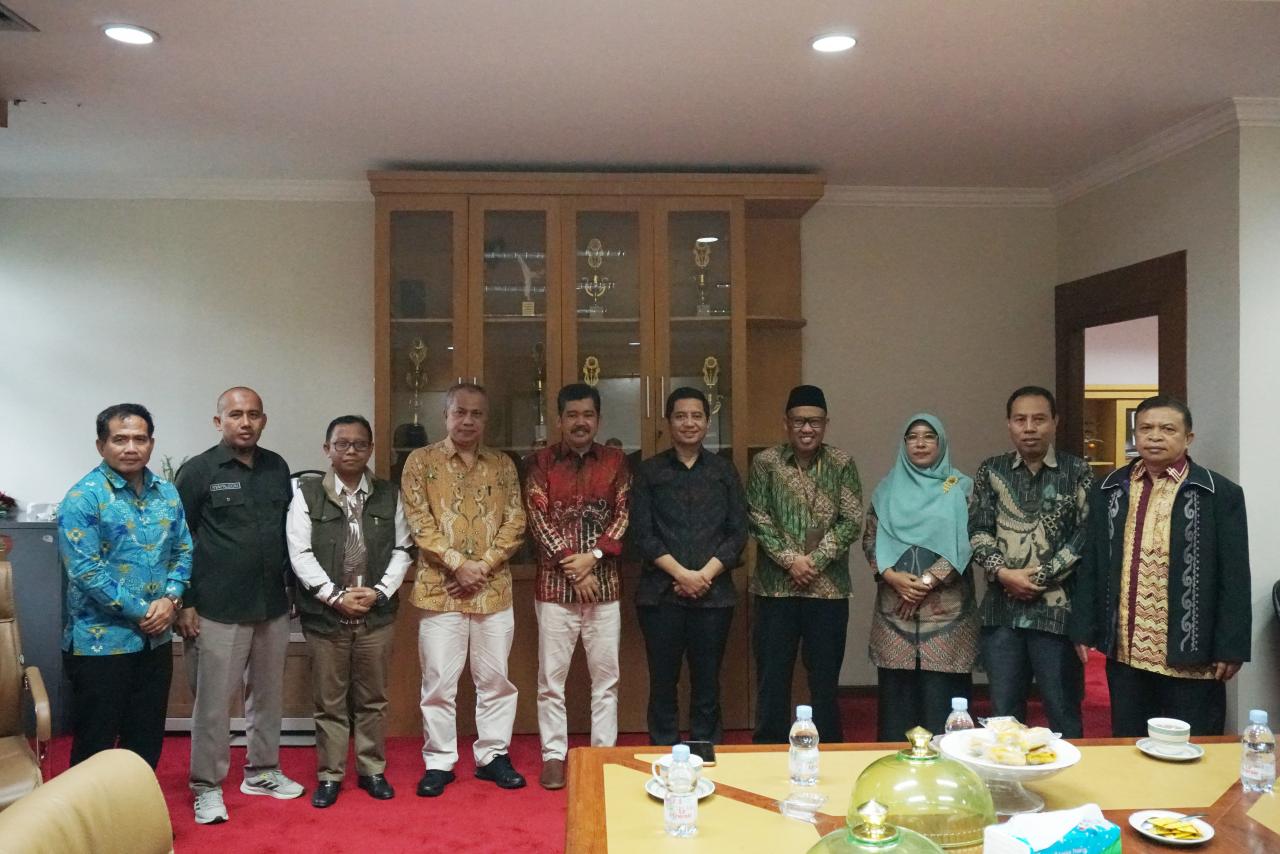 Gambar FGD Wakil Rektor III PTKIN se-Indonesia Timur Bahas Pelaksanaan Poros Intim