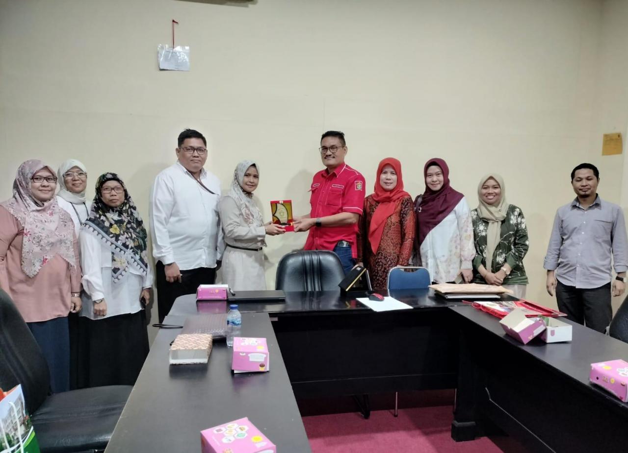 Gambar FSH UIN Alauddin Benchmarking di Fakultas Hukum UNHAS