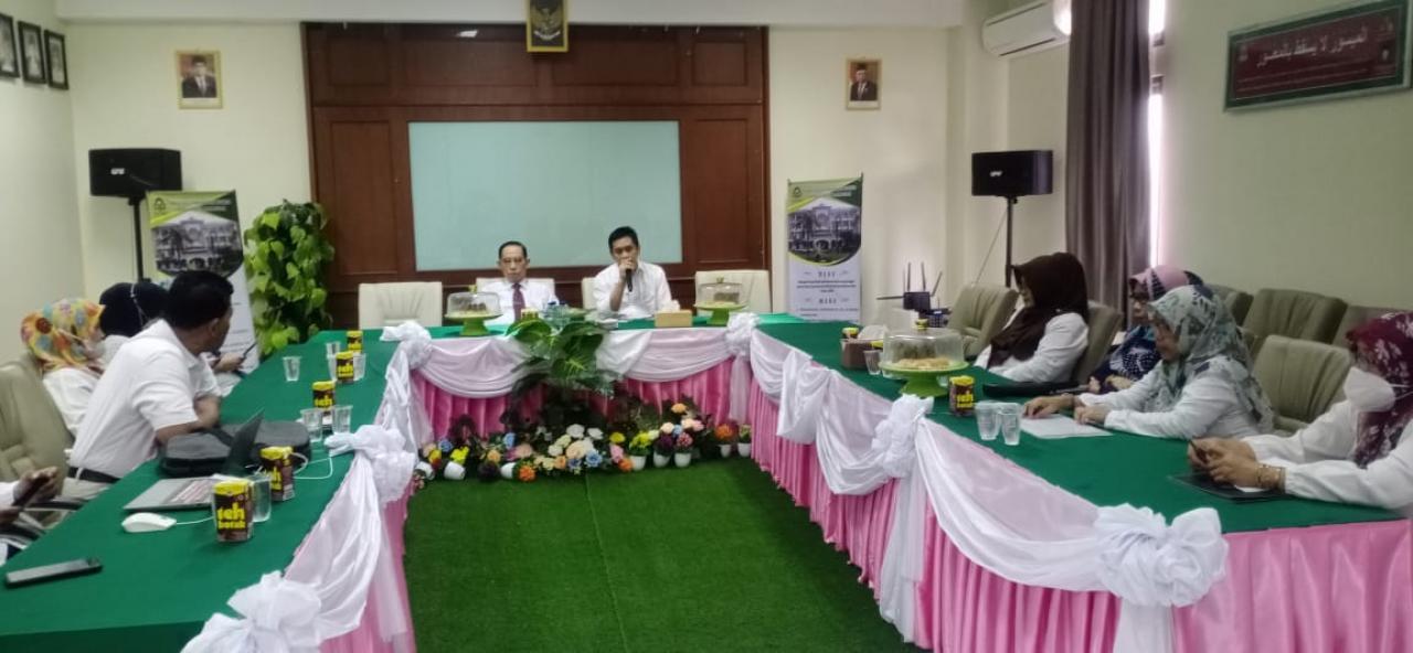 FSH UIN Alauddin Makassar Beri Penguatan Prodi Untuk Meraih Akreditasi Unggul