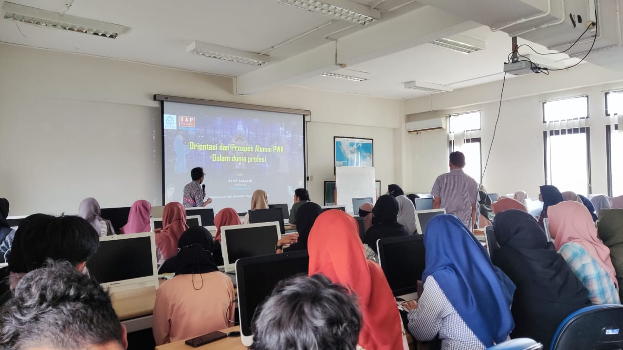 Gambar Gelar Kuliah Tamu, Prodi PWK FST Hadirkan Ketua IAP Sulsel
