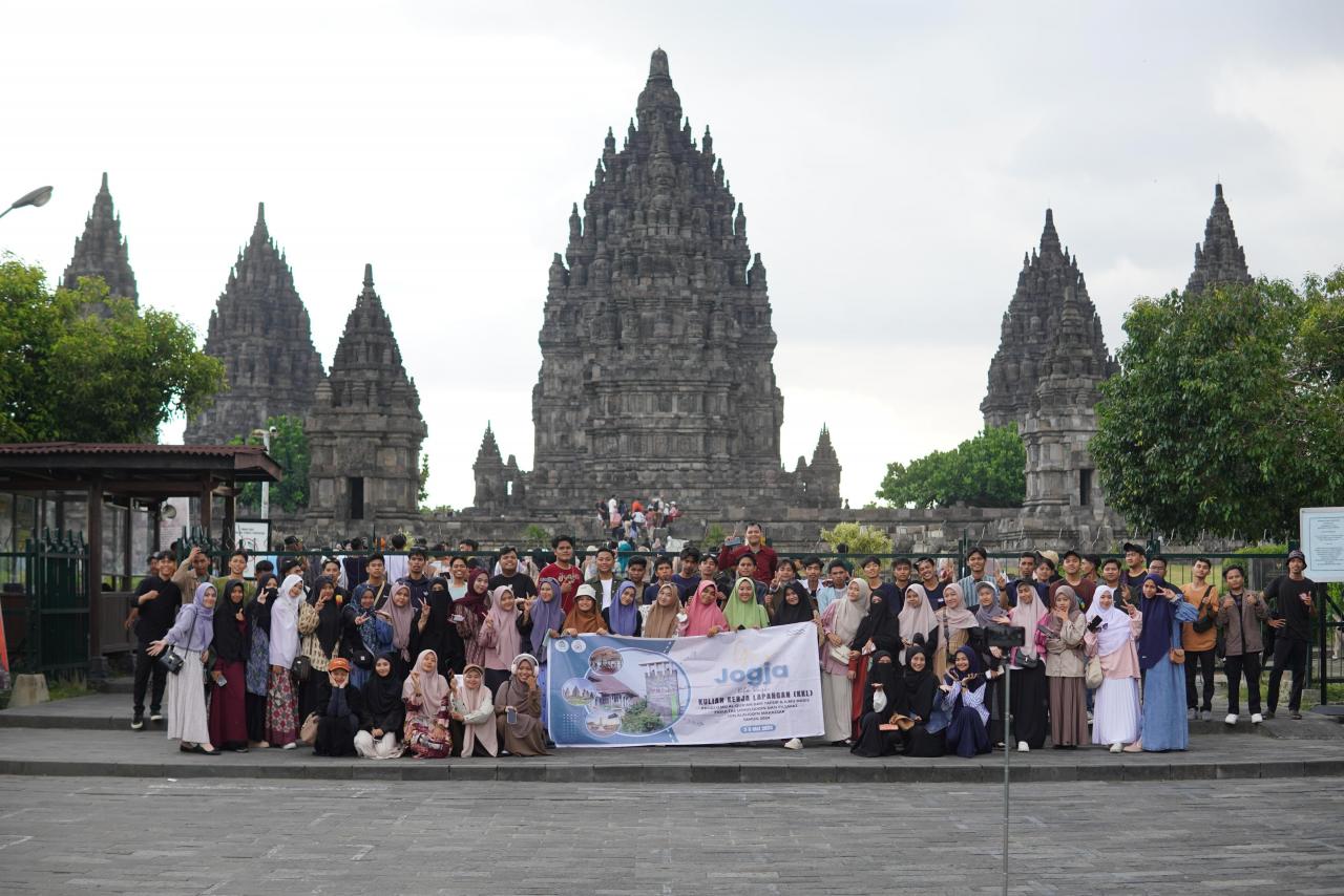 Gambar Goes to Jogja, KKL Prodi Ilmu Al Qur'an dan Tafsir Ajak Mahasiswa Mengeksplorasi Yogyakarta