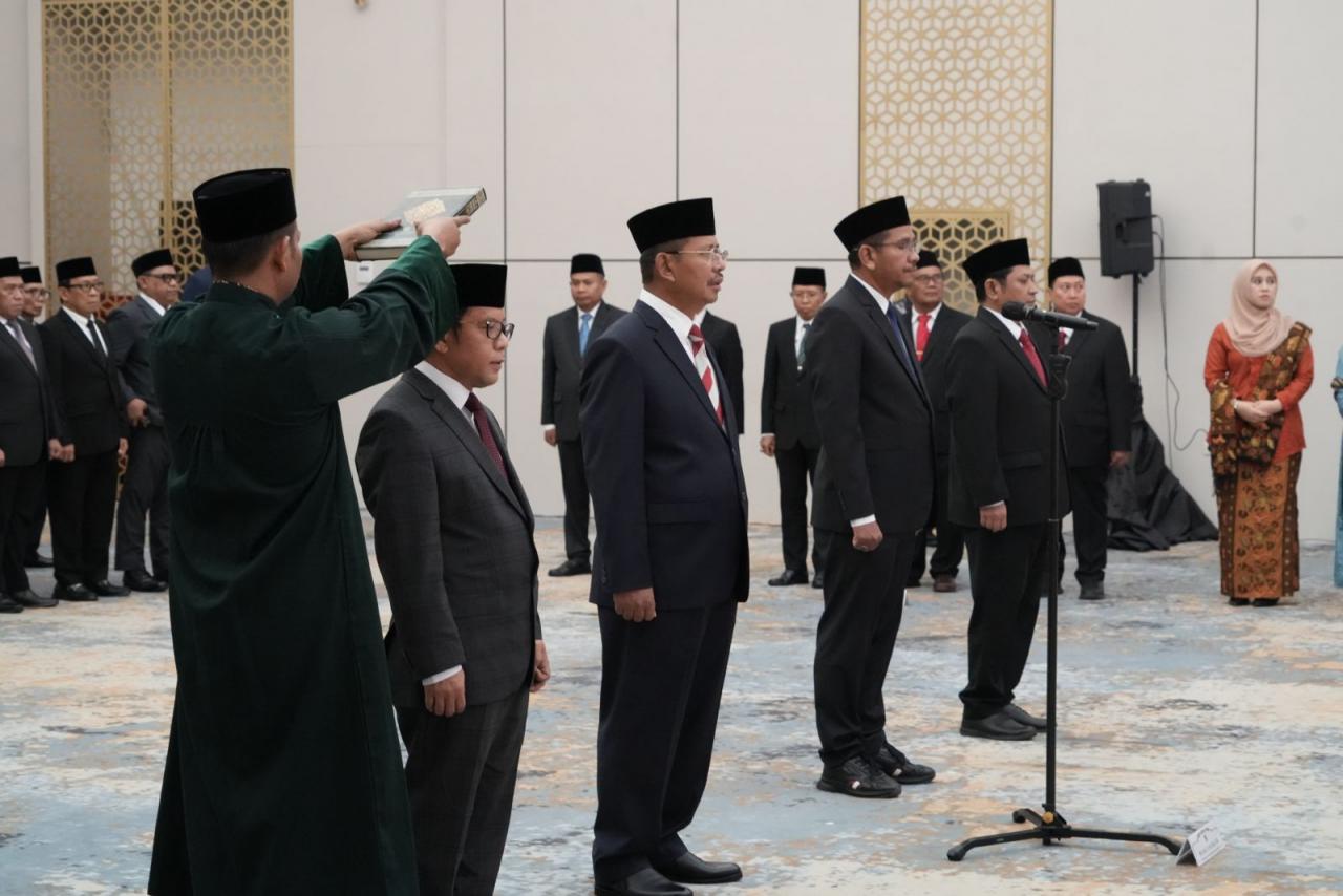 Gambar Guru Besar UIN Alauddin Makassar, Prof Kamaruddin Amin Dilantik Jadi Sekjend Kemenag R