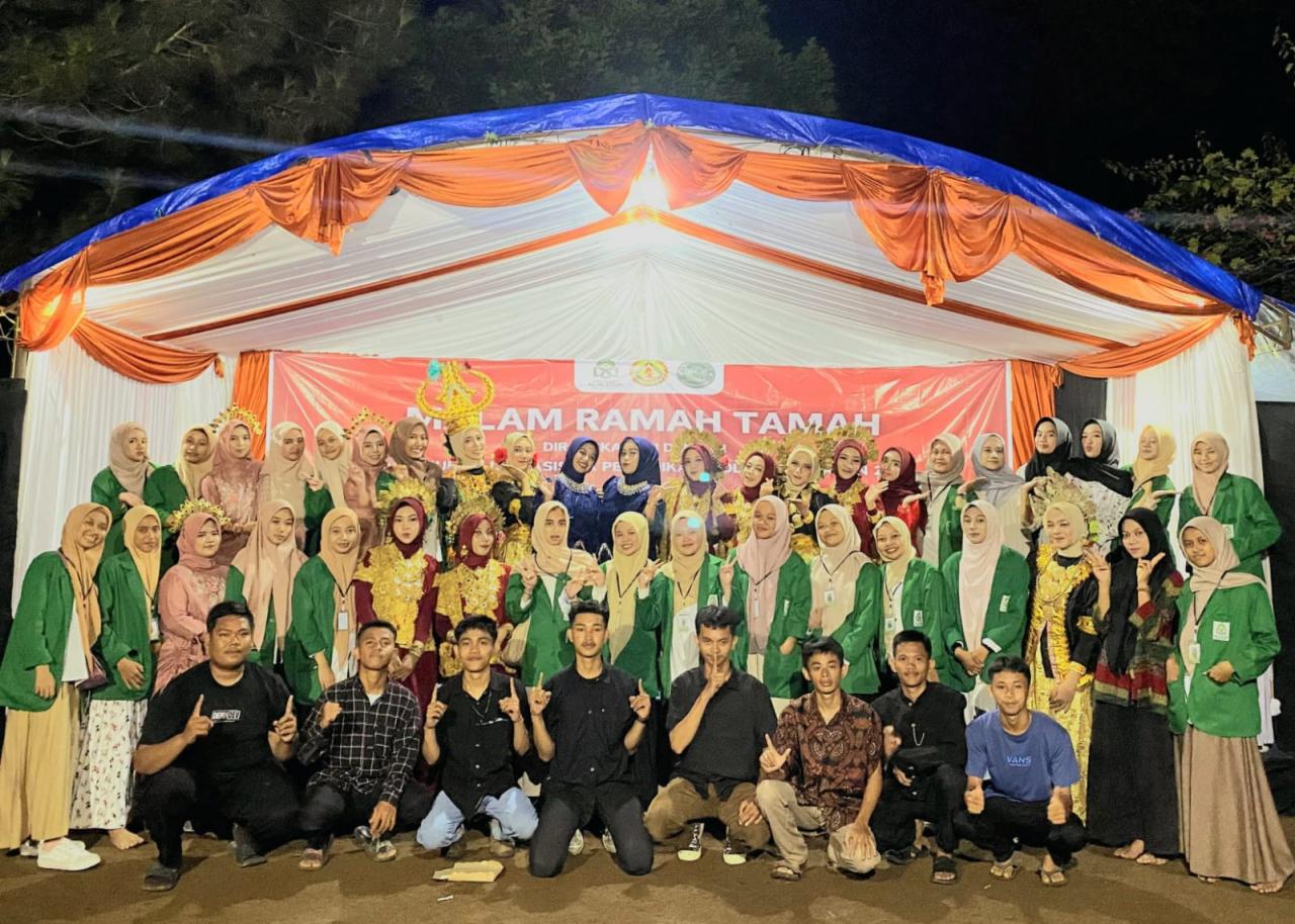 Gambar Inaugurasi Angkatan 2023 Pendidikan Biologi UIN Alauddin, Usung Pengabdian di Sinjai Barat