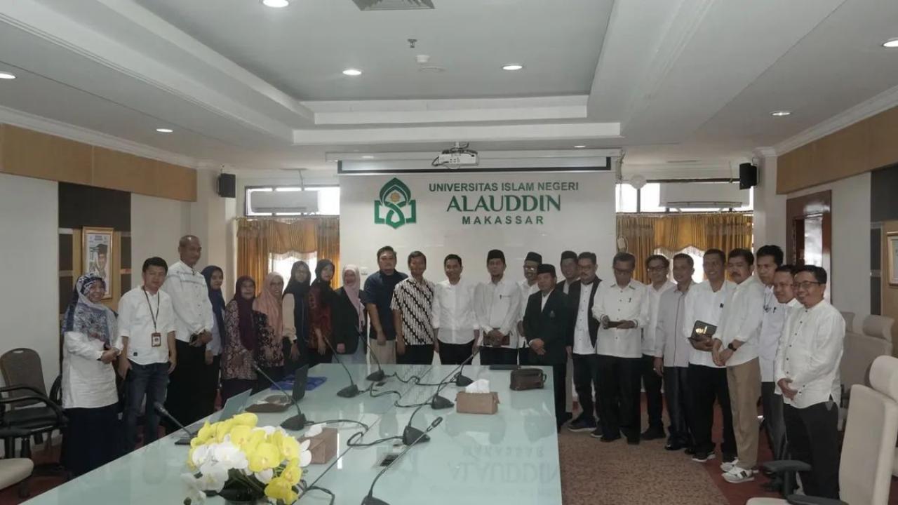 Gambar Kemendikbudristek Setujui Izin Operasional Profesi Apoteker, S1 dan Profesi Bidan UIN Alauddin Makas