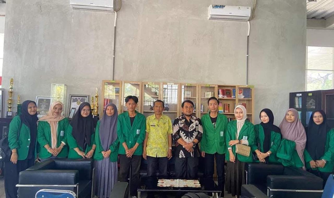 Gambar Lakukan Observasi Pemustaka, Mahasiswa Ilmu Perpustakaan Kunjungi Perpustakaan Umum Kota Makassar