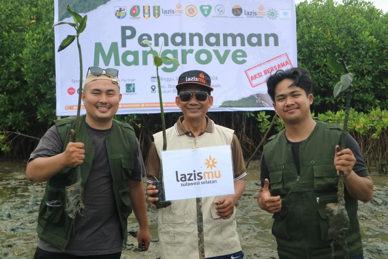 Gambar Lazismu Sulsel dan Mahasiswa Ekonomi Islam UIN Alauddin Realisasi Program Sayangi Lautmu