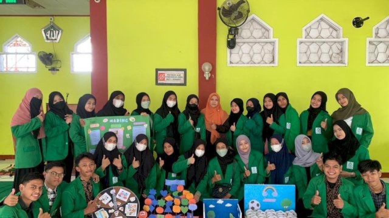 Mahasiswa dan Dosen PGMI UIN Makassar Lakukan PKM di MI Madani Pao-Pao