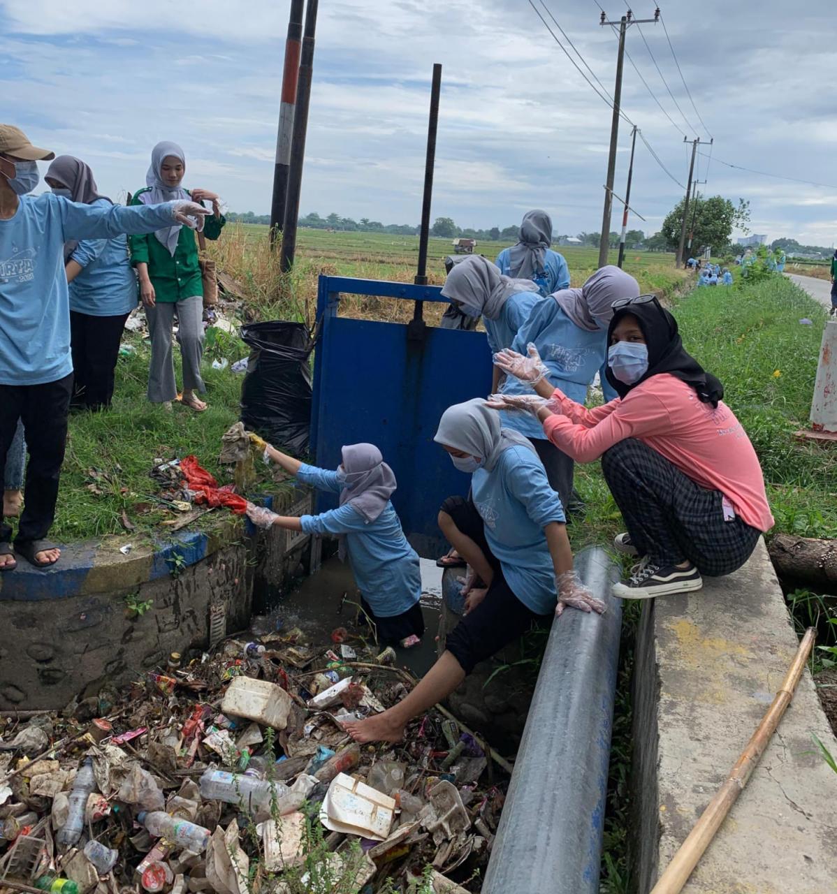 Mahasiswa Keperawatan 2023 Adakan Baksos Sebagai Aktualisasi Pengabdian Masyarakat