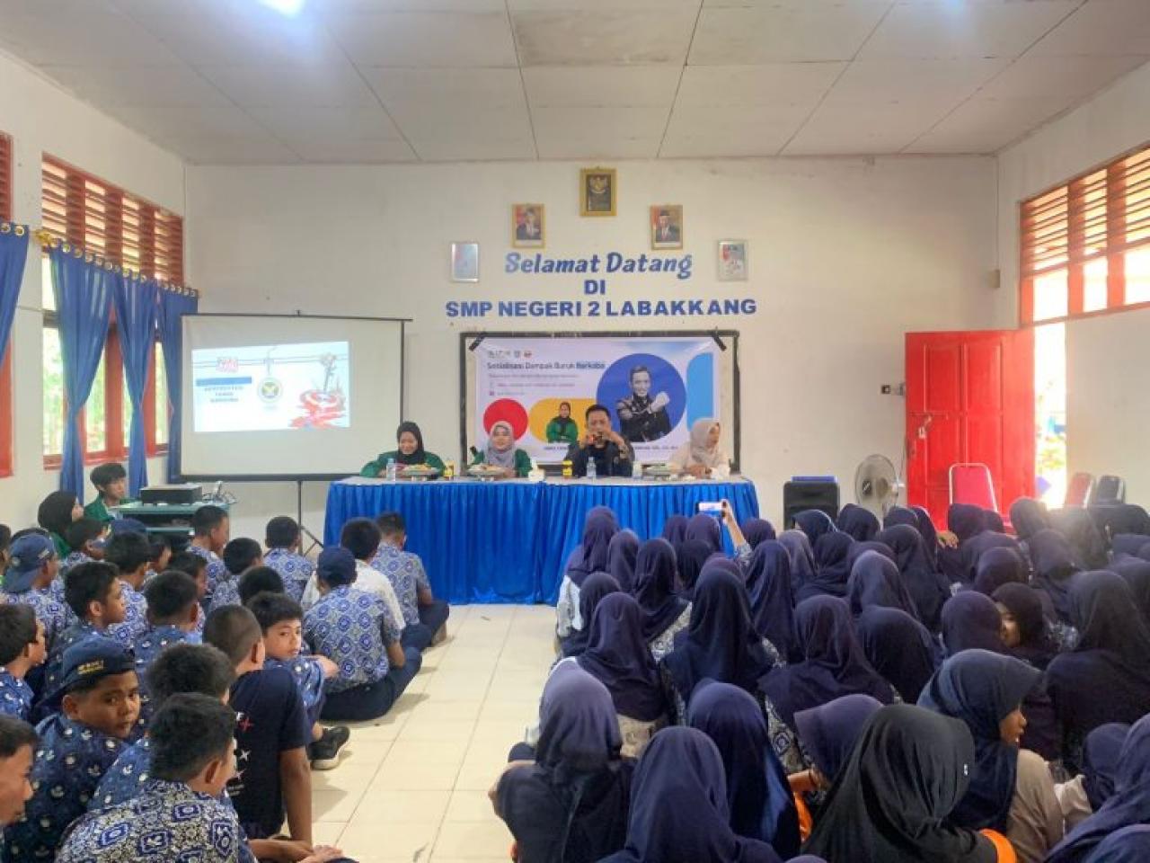 Gambar Mahasiswa KKN UIN Alauddin Sosialisasi Dampak Buruk Narkoba di SMPN 2 Taraweang Pangkep