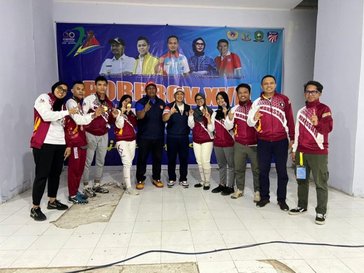 Gambar Mahasiswa UIN Makassar Sumbang Medali Emas Cabor Anggar di Porprov Sulsel 2022