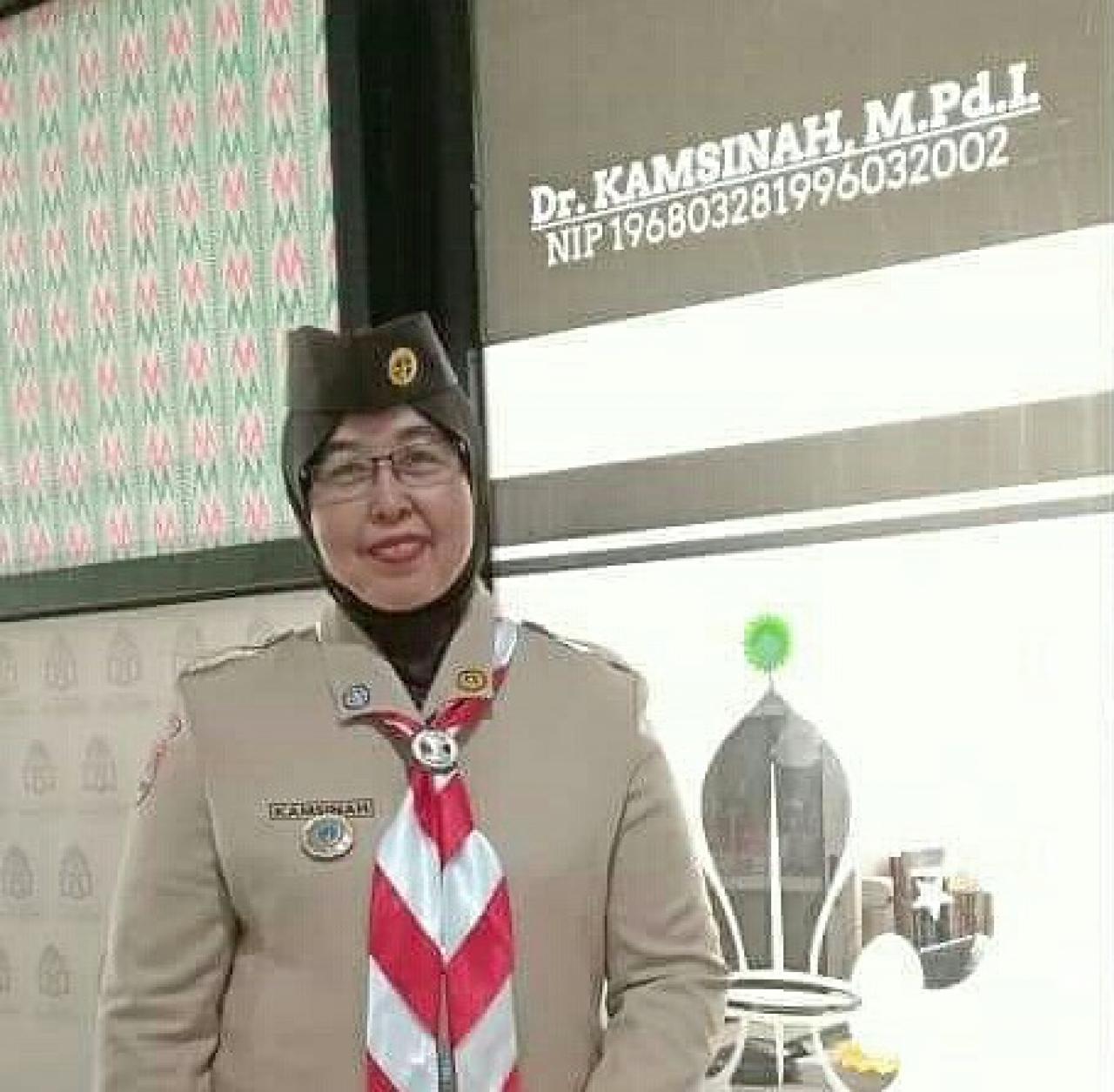 Gambar Mengenang Almarhumah Dr Kamsinah, Pimpinan Prodi PBI UIN Alauddin Periode 2015-2019