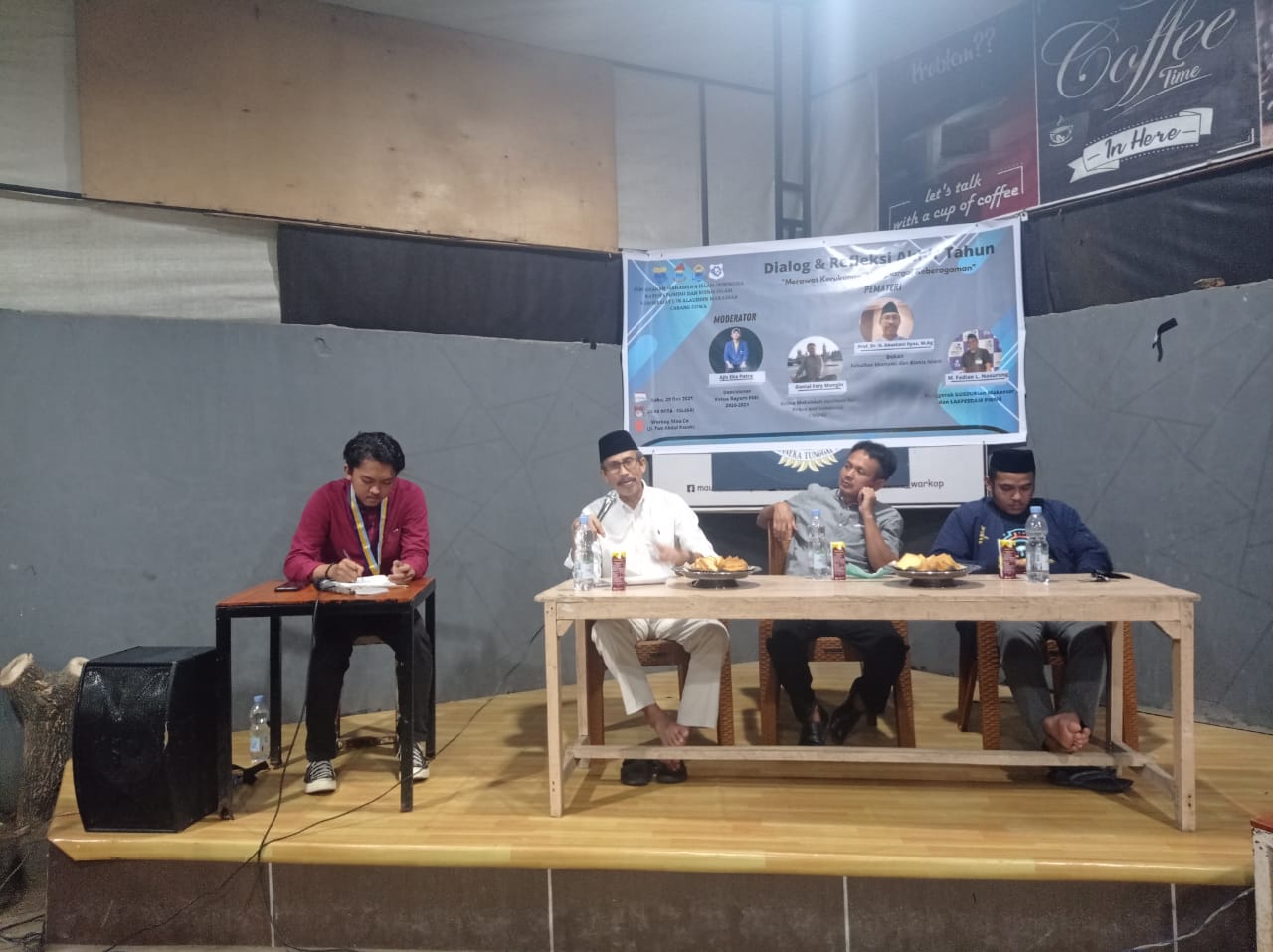Gambar PMII Febi Gelar Dialog Refleksi Akhir Tahun Bersama Dekan dan Civitas Akademika UIN Alauddin Makassa
