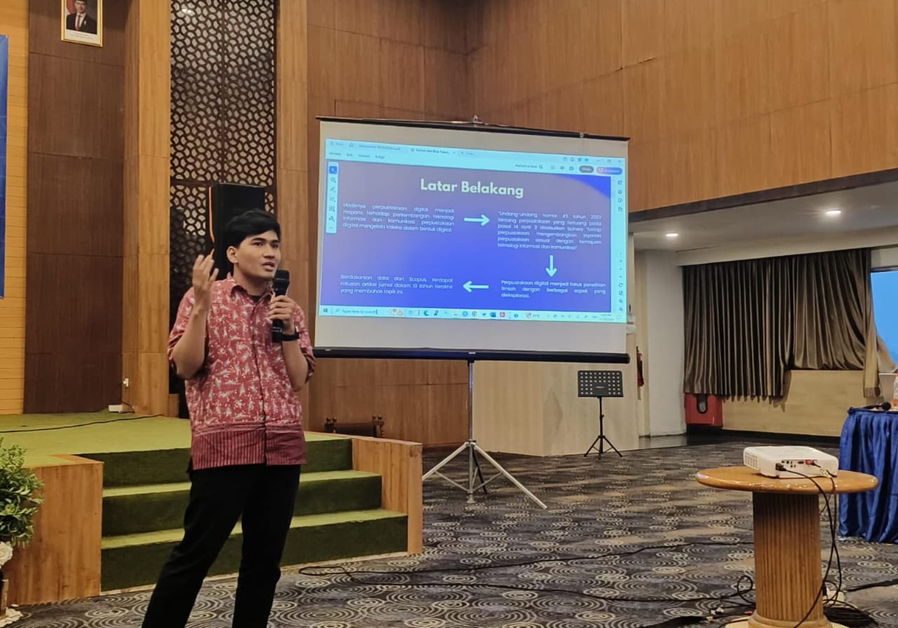 Raihan Taufiq, Mahasiswa SPI UIN Alauddin Jadi Presenter di Konferensi Bibliometrika Indonesia 2024