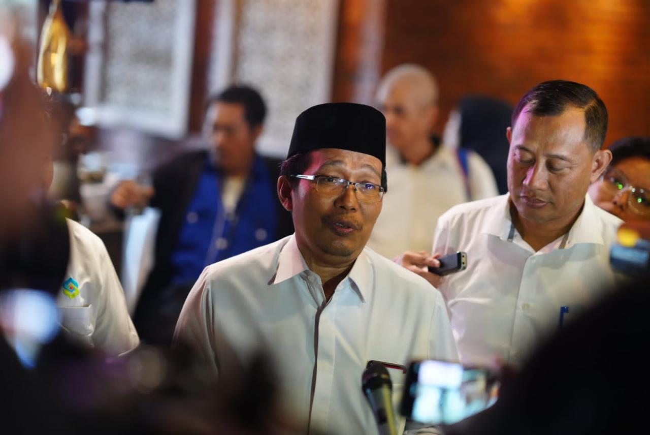 Gambar Semarak Hari Santri 2023, Rayakan Keberagaman dengan Sarung Nusantara