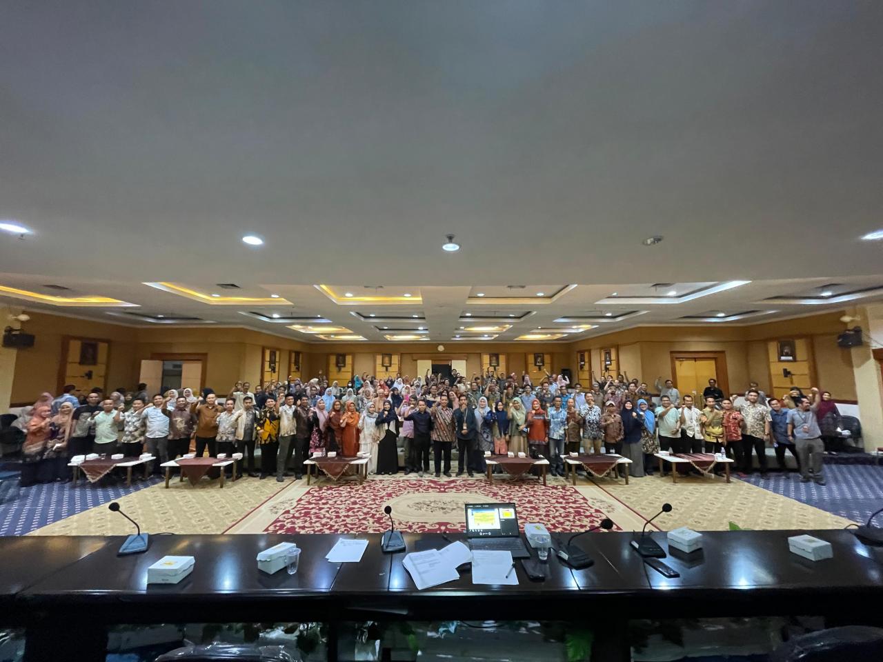 Sosialisasi Peraturan Rektor 253 Pedoman Pemberhentian Pegawai BLU UIN Alauddin Makassar