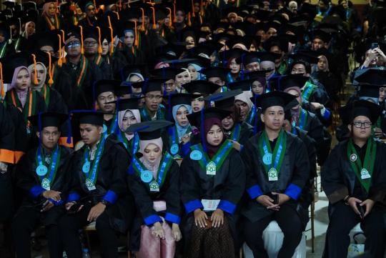 UIN Alauddin Makassar Kukuhkan 945 Wisudawan Angkatan 114
