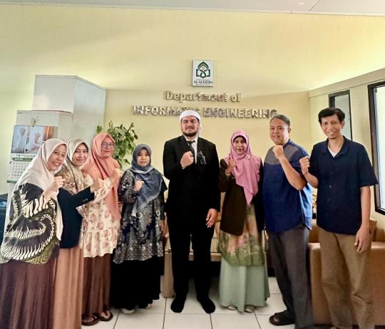 Mahasiswa Internasional Asal Irak Tuntaskan Studi di UIN Alauddin Makassar