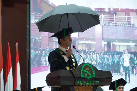 Bukan Cuma IPK, Ini 3 Pesan Penting Rektor UIN Alauddin untuk Wisudawan Angkatan 113