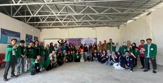 Kolaborasi UPA, Mahasiswa KKN 77 UIN Alauddin Gelar Penyuluhan Stunting di Desa Sanrobone Takalar