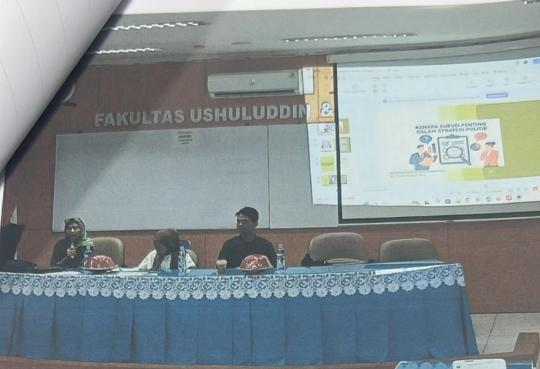 Kuliah Umum Prodi Ilmu Politik UIN Alauddin Bahas Survei Politik dan Partisipasi Publik