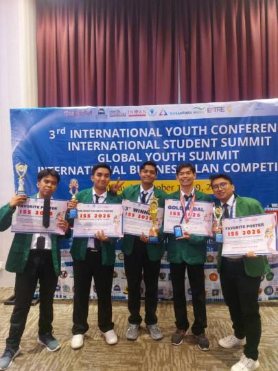 Mahasiswa UIN Alauddin Makassar Raih Prestasi di Ajang Internasional ISS 2025 di Malaysia