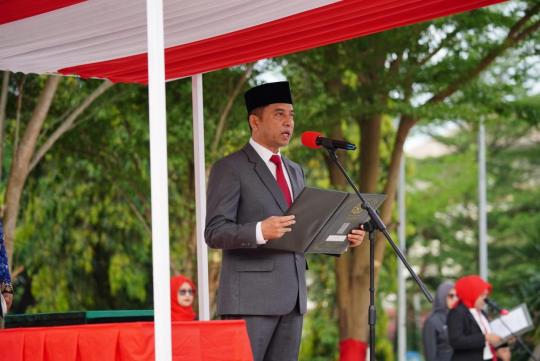 UIN Alauddin Rayakan HUT RI ke-80, Prof. Hamdan Bawa Pesan Persatuan dari Gubernur Sulsel