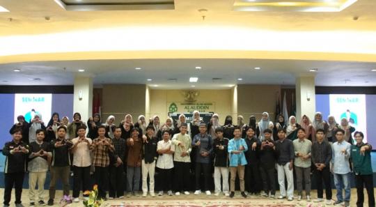 Soroti Logika Mahasiswa, LDF Al-Ahkam Bahas Kritik Demokrasi di Milad ke-7