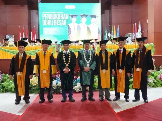 UIN Alauddin Kukuhkan Tiga Guru Besar, Teguhkan Komitmen Akademik dan Keilmuan