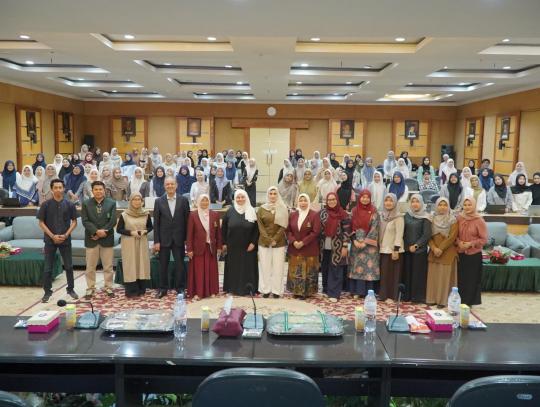 Workshop AI Dorong Mahasiswa Keperawatan UIN Alauddin Hadapi Tantangan Teknologi dan Riset
