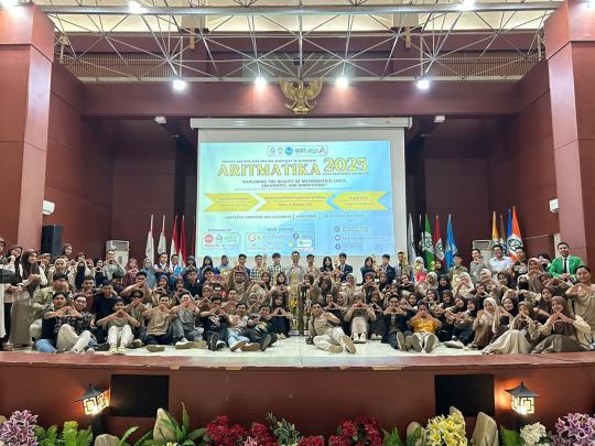 HMJ Pendidikan Matematika Sukses Gelar Aritmatika 2025, SMP Bambini dan SMA IPEKA Juara Umum