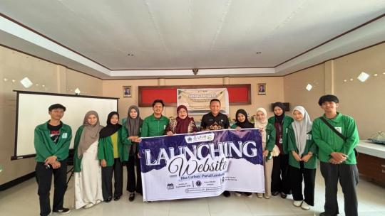 KKN 79 UIN Alauddin Digitalisasi Potensi Rumput Laut Kelurahan Lembang lewat Blue Carbon