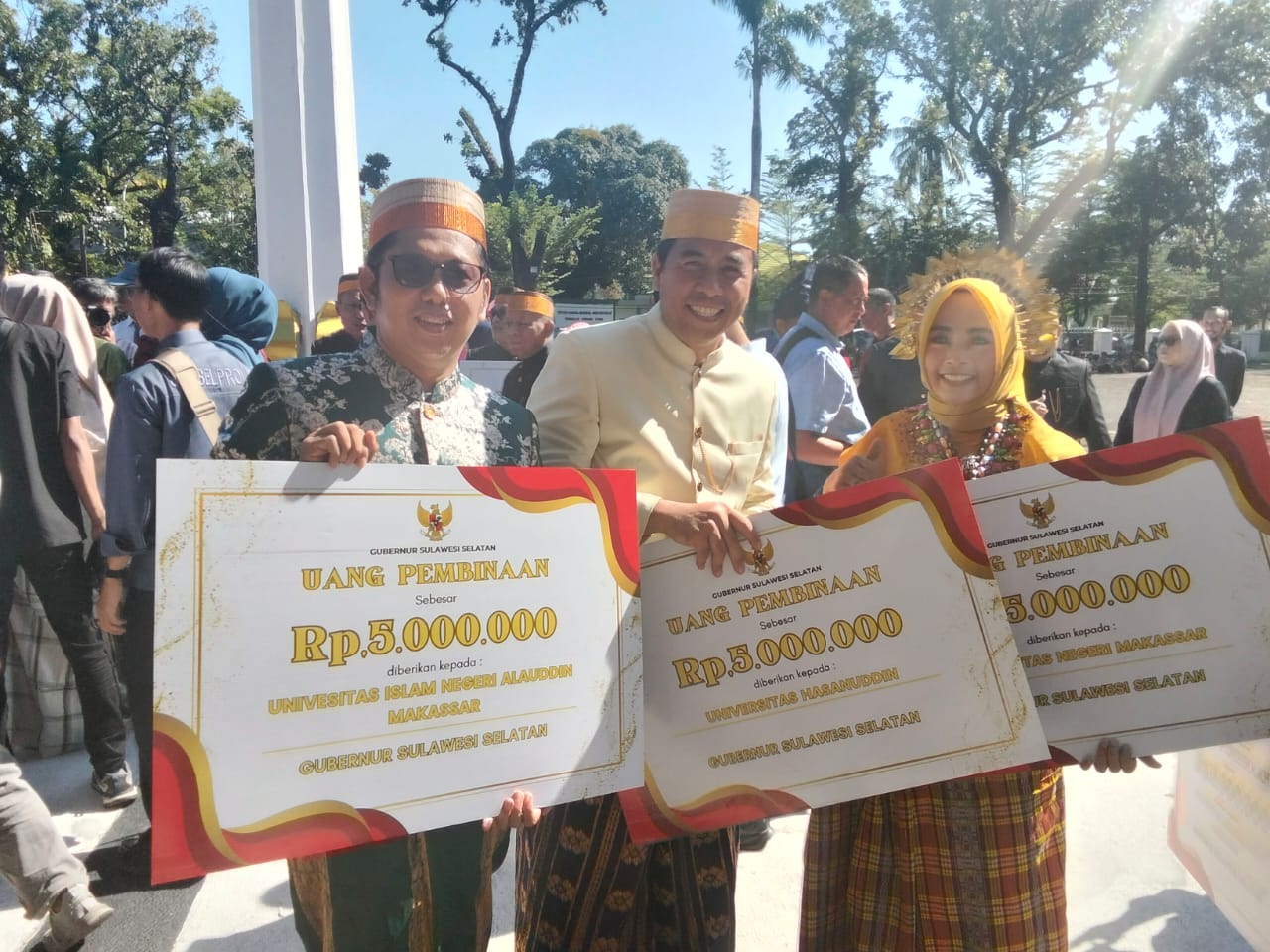UIN Alauddin Makassar Terima Penghargaan dari Gubernur Sulsel, Kampus Pilot Project QS World Univers