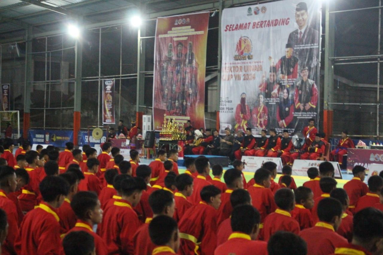 Gambar UKM Tapak Suci Kembali Gelar Turnamen Pencak Silat Skala Nasional melalui Rektor UINAM Cup VI