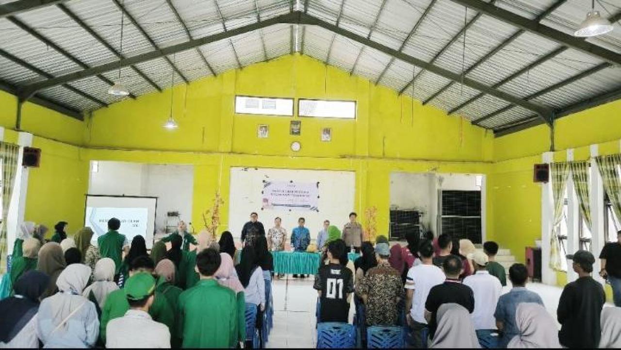 Wadir Pascasarjana Kunjungi Mahasiswa KKN Angkatan 76 UIN Alauddin di Pujananting Barru