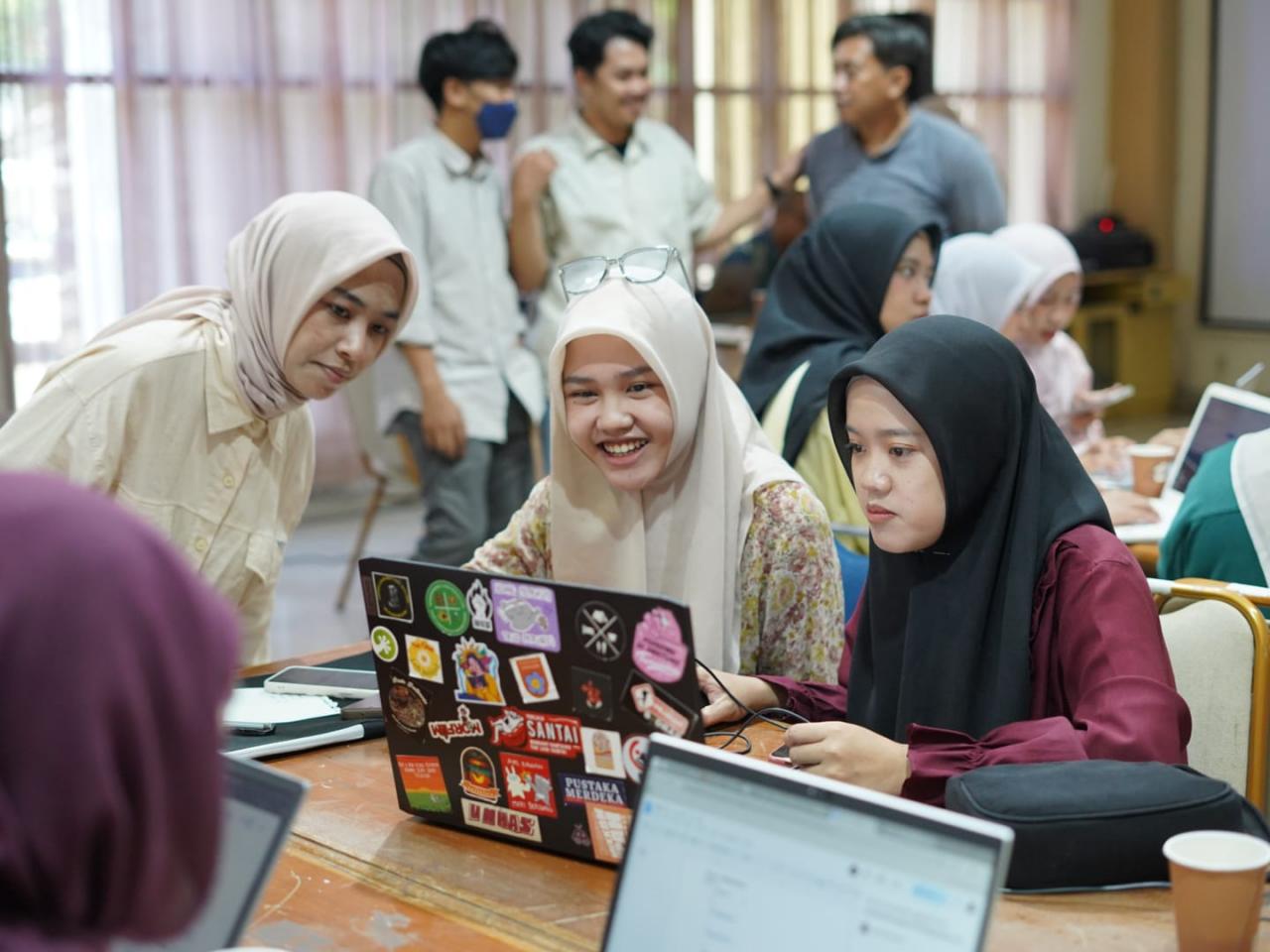 WIKI Pangan Sulsel Menggaet Kontributor Baru Mahasiswa HI dan Ilmu Politik UIN Alauddin Melalui Loka