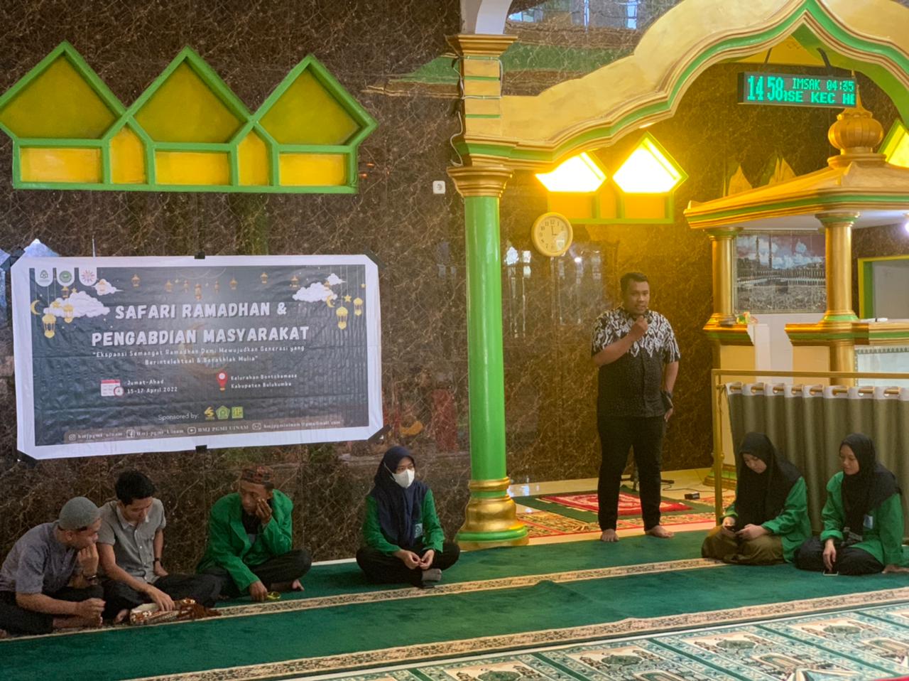 Gambar Wujudkan Generasi yang Intelektual dan Berakhlak Mulia, HMJ PGMI gelar Safari Ramadhan dan Pengabdia