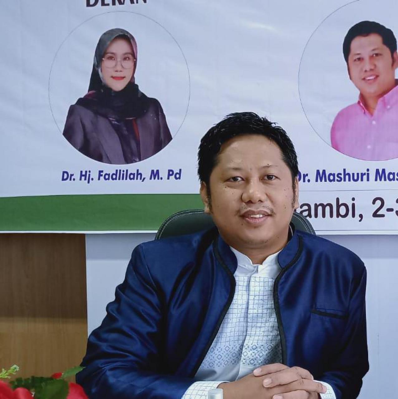 Raih Guru Besar Di Usia 41 Tahun, Mashuri Masri Tercatat Professor ...