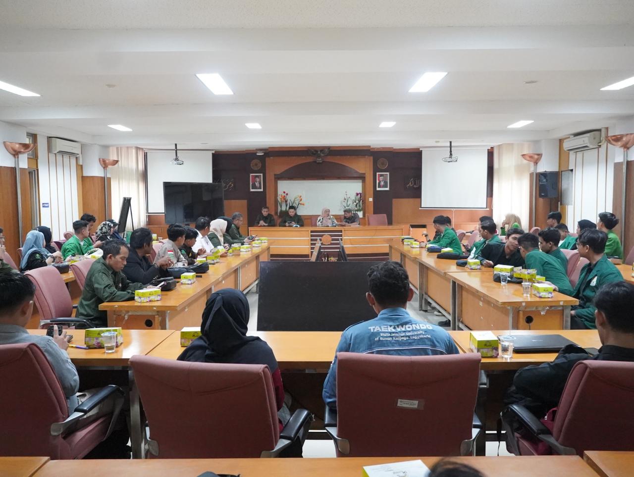 UIN Alauddin Makassar Boyong Pengurus LK Dema, Sema Dan UKM Bencmarking ...