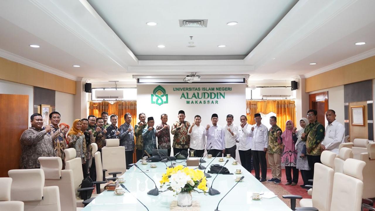 Mahasiswa Teknik PWK UIN Alauddin Belajar Terbangkan Drone - UIN ...